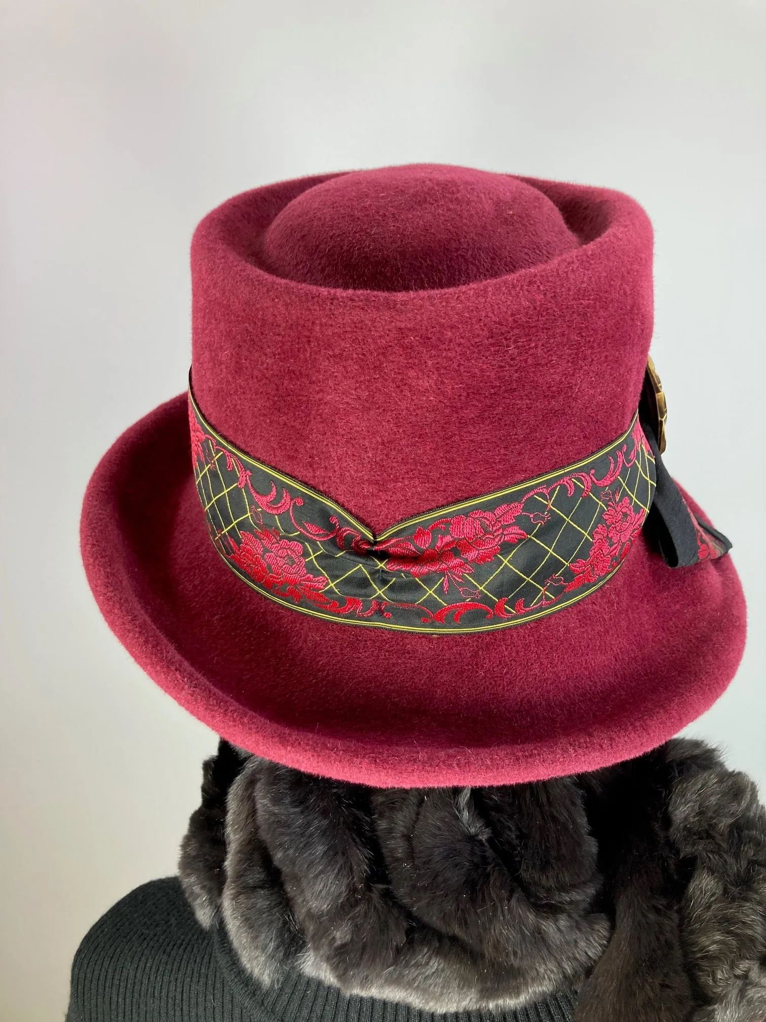Women's Menswear Warm Wool Felt Pork Pie Fedora Hat in Burgundy Wine for Winter, Ladies Winter Fedora Hat