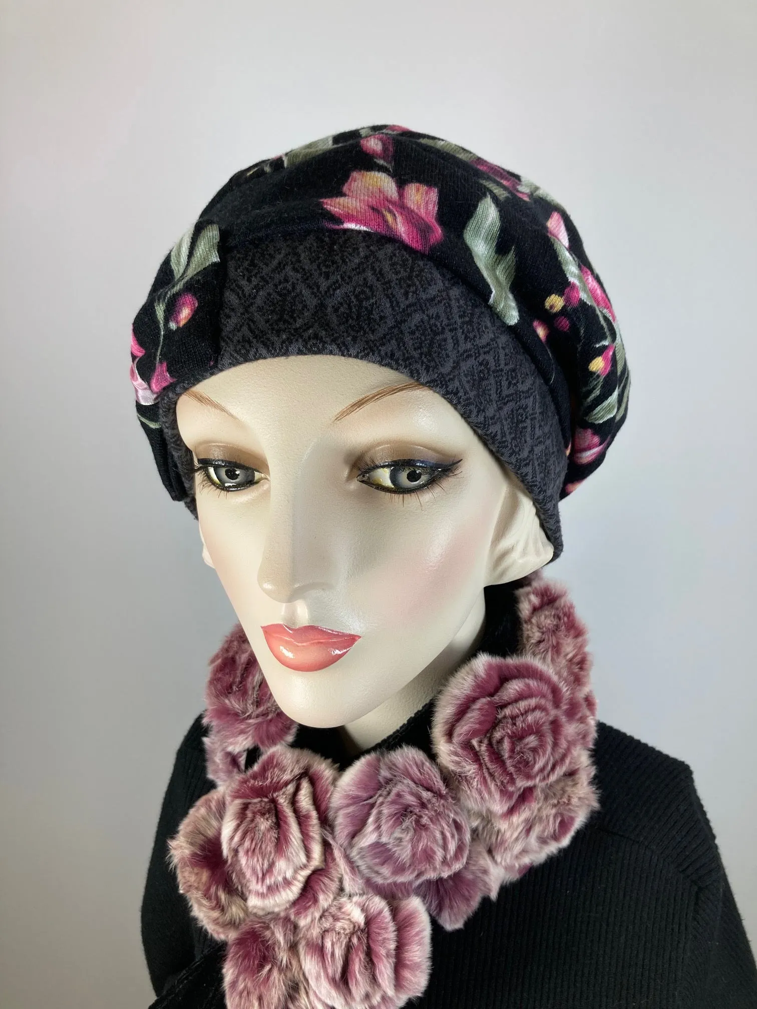 Womens Slouchy Beret. Knit black pink Hat. Slouch Eco friendly Hat. Boho chic casual hat. Ladies travel hat. Stylish sustainable fabric hat.