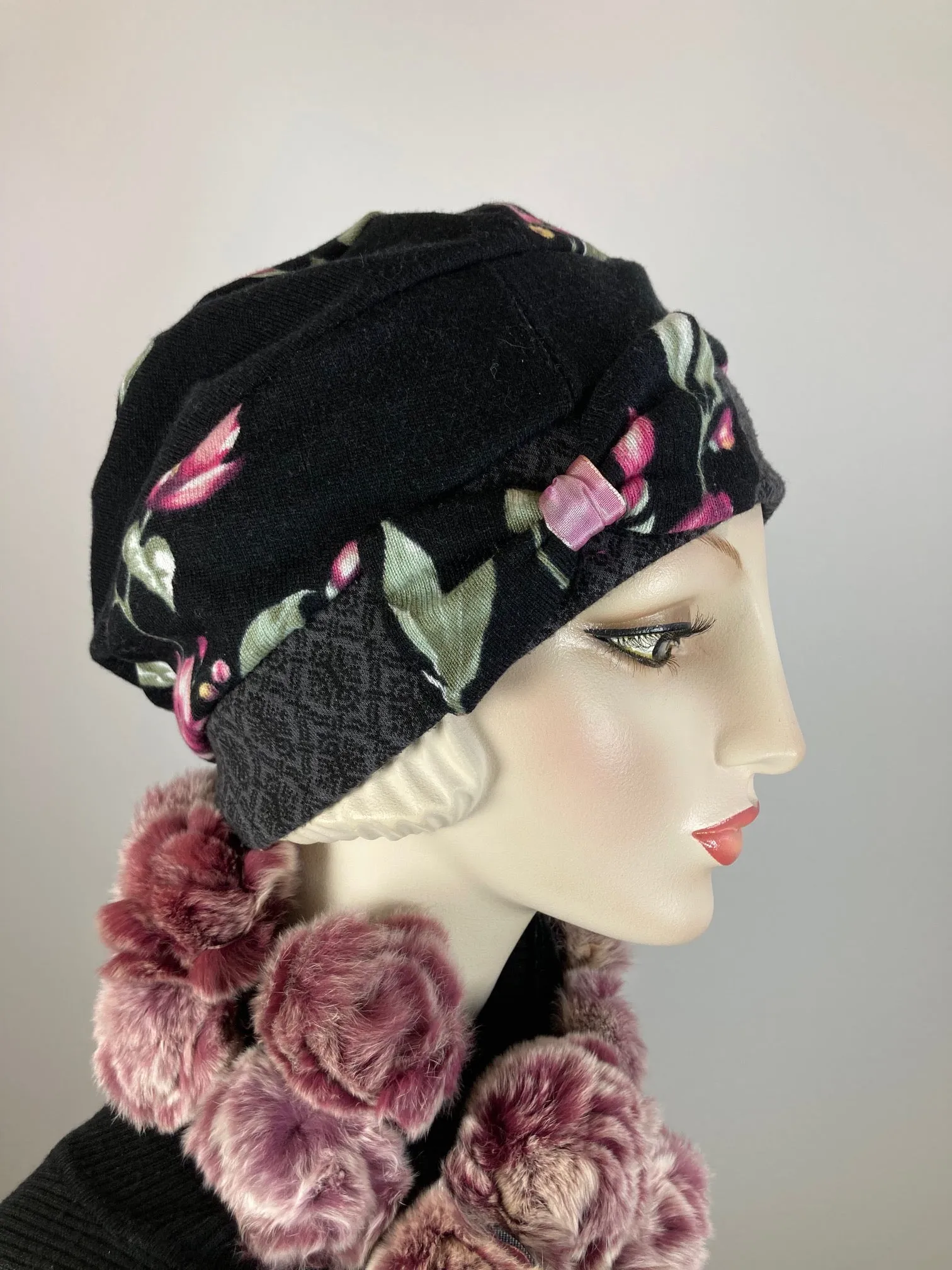 Womens Slouchy Beret. Knit black pink Hat. Slouch Eco friendly Hat. Boho chic casual hat. Ladies travel hat. Stylish sustainable fabric hat.